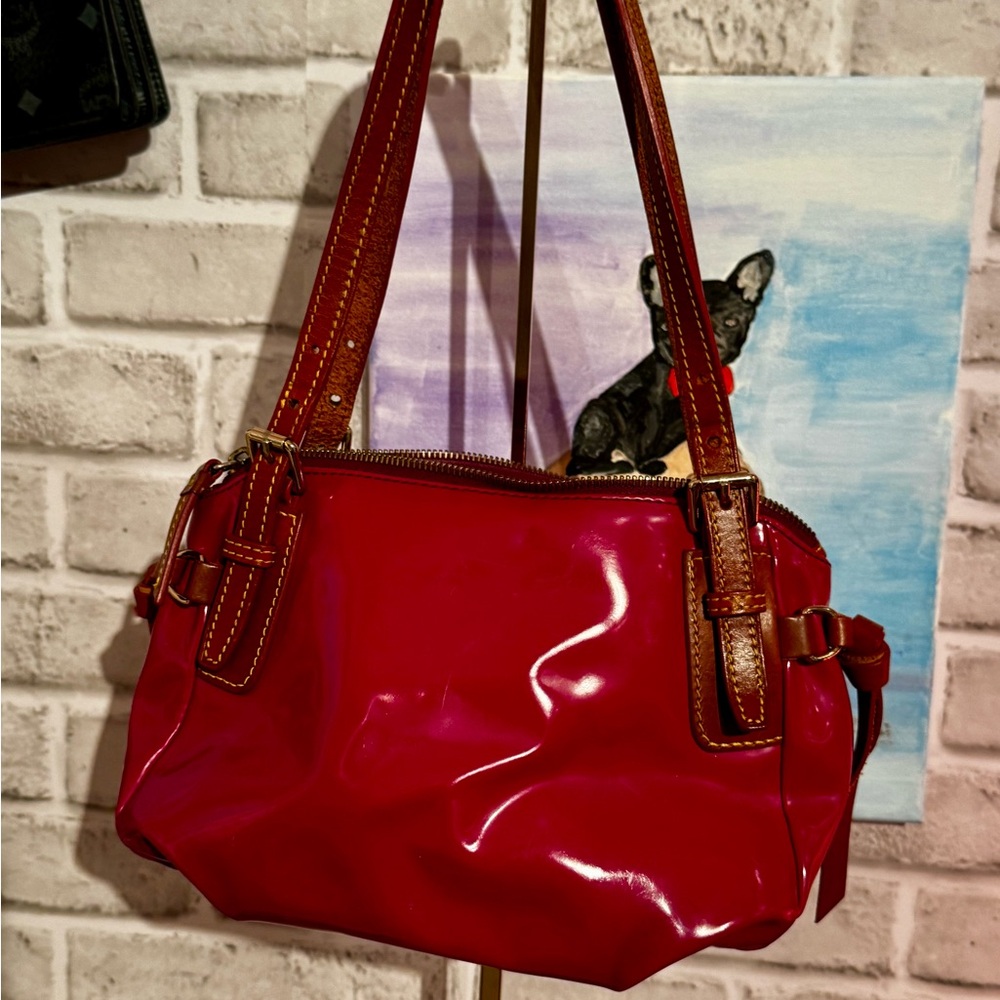 Dooney & Bourke Fuchsia Patent Leather Shoulder Bag with Leather Trim Rare - Picture 10 of 10